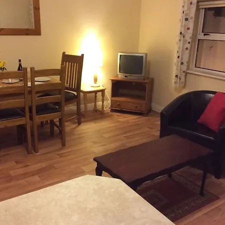 Beds2nite Apartman Swinford